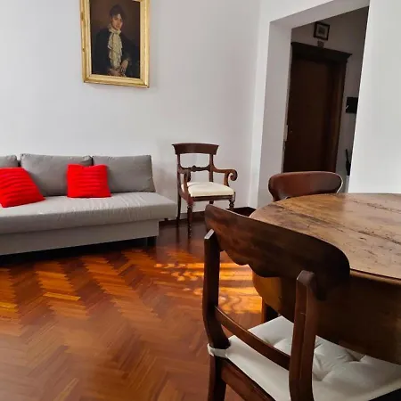 Historic Center Stylehouse Apartament *
